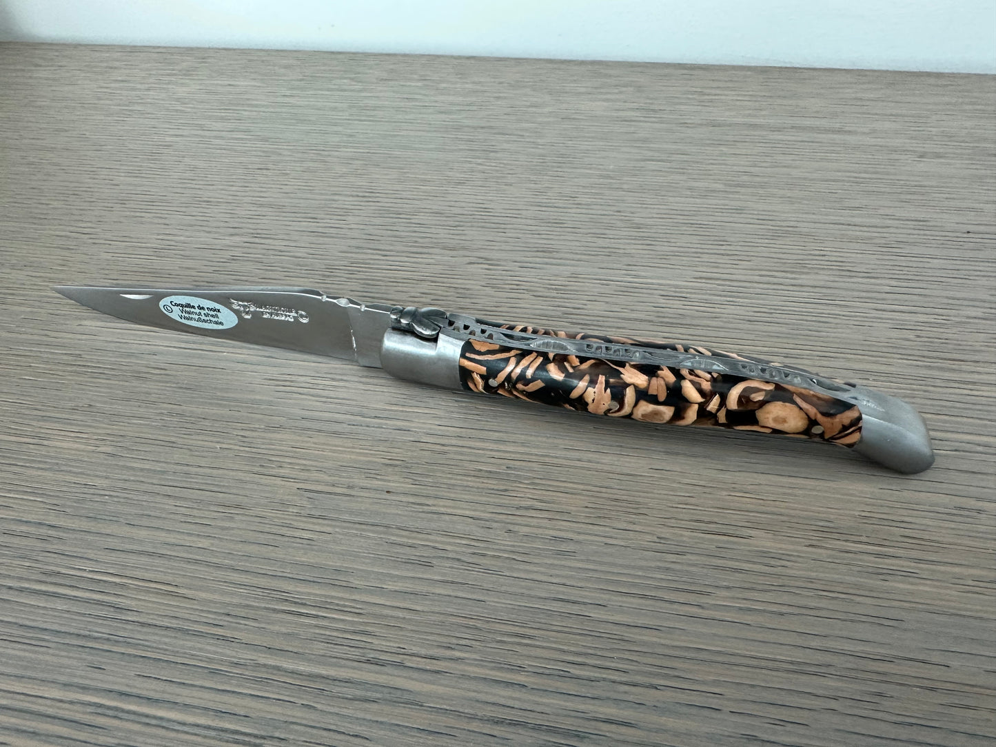 Laguiole en Aubrac Handcrafted Plate Multipurpose Knife, Walnut Shell Handle, 4.75- Inches