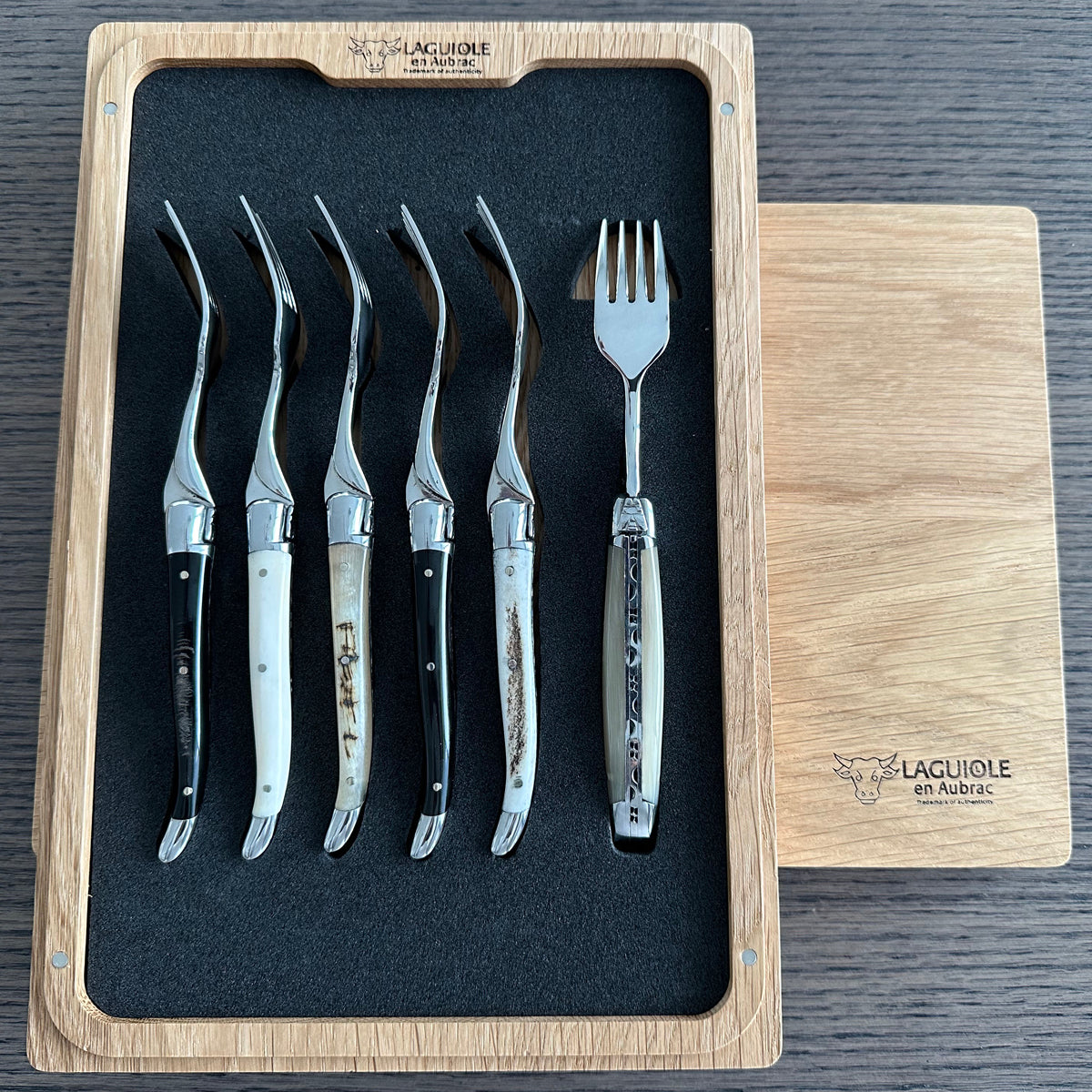 Laguiole en Aubrac Handcrafted Plated 6-Piece Dessert Fork Set with Mixed Horns Handles - LaguioleEnAubracShop