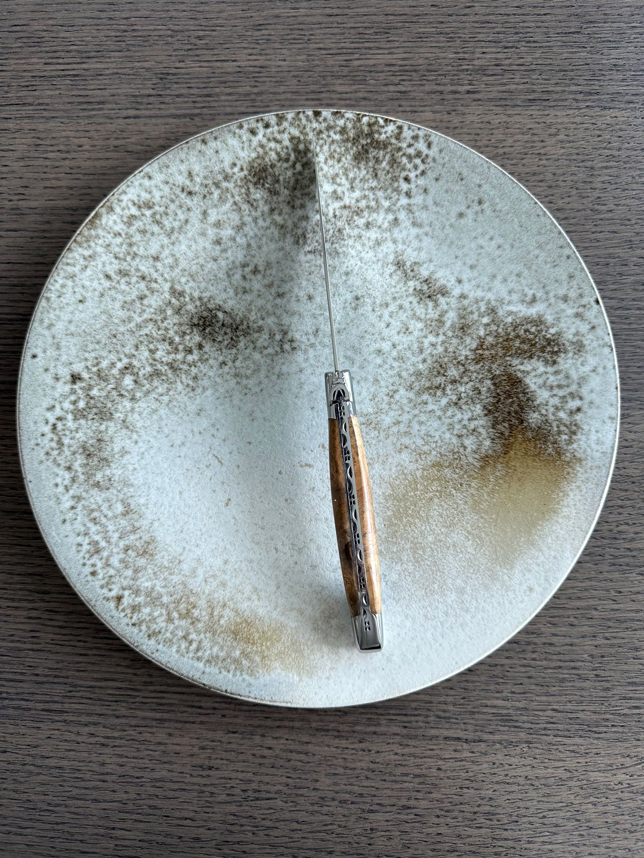 Laguiole en Aubrac Juego de cuchillos para bistec de 2 piezas chapados a mano con mangos de madera de teca