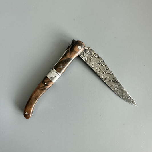 Laguiole en Aubrac Belle Pièce Knife, Walnut Burl & Damascus