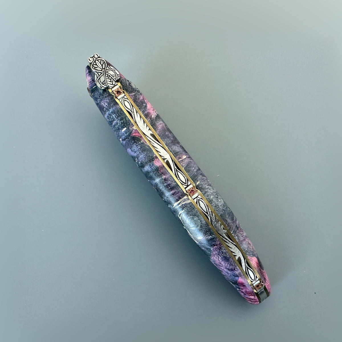 Laguiole en Aubrac Belle Pièce — Bijou Bee Knife, Stabilized Elder Burl