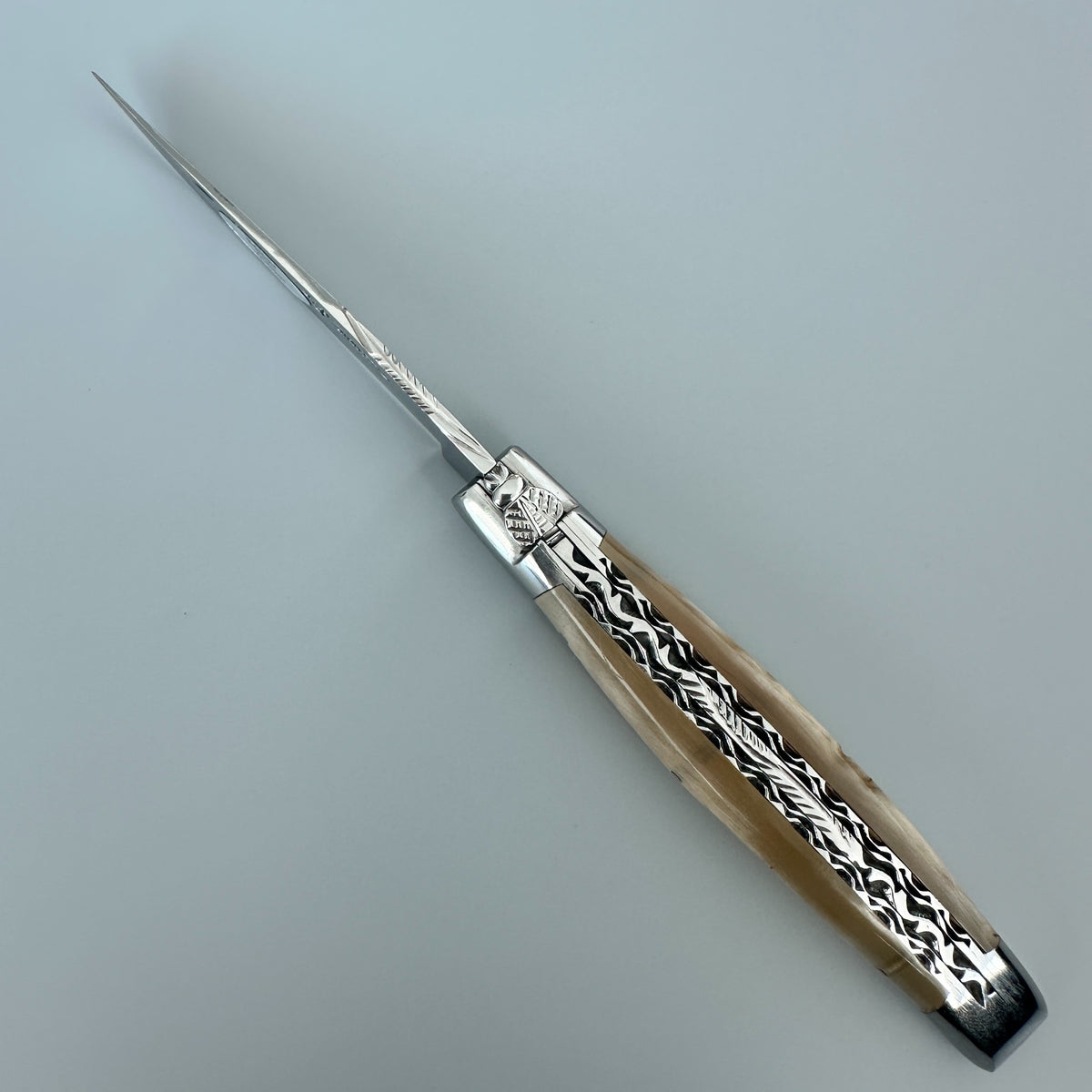 Laguiole en Aubrac Double-Plated Knife – Ram Crust Handle