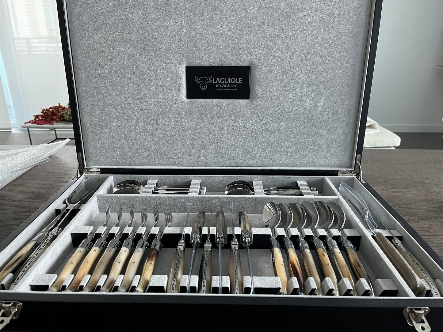 Laguiole en Aubrac Luxury 28-Piece Handcrafted Flatware Set With Aubrac Wood Handles - LaguioleEnAubracShop