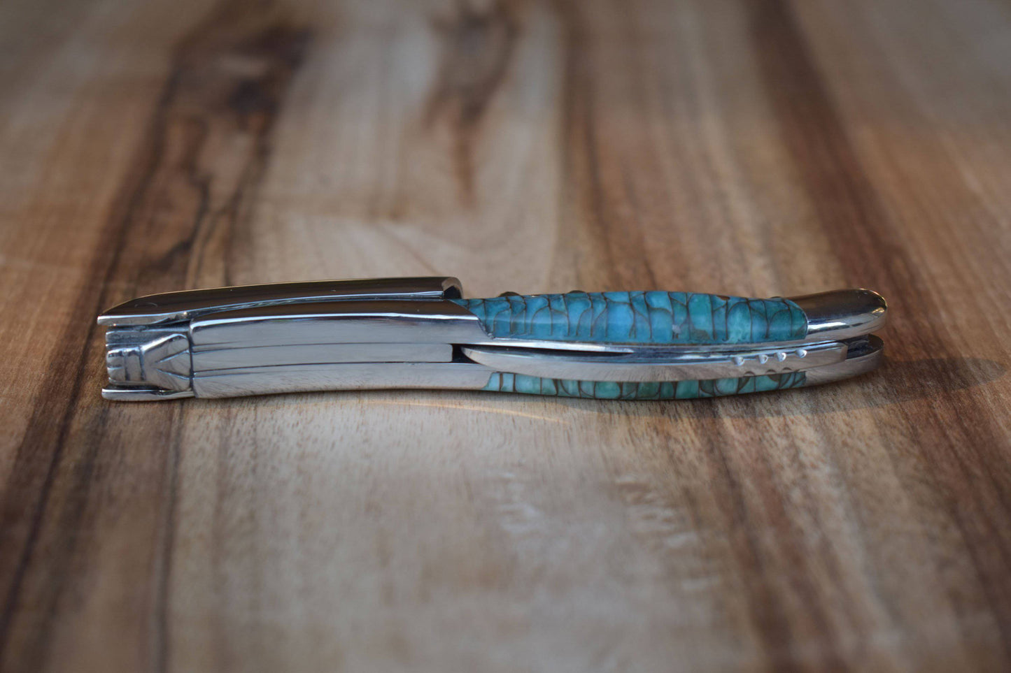 Laguiole en Aubrac Sommelier Waiter's Corkscrew with Turquoise And Black Paper Waves Handle - LaguioleEnAubracShop