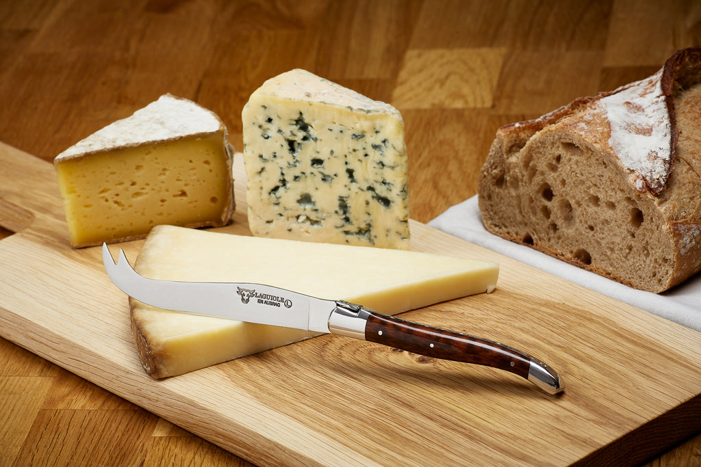GET A DREAM CHEESE PLATTER WHILE AVOIDING THESE MISTAKES.