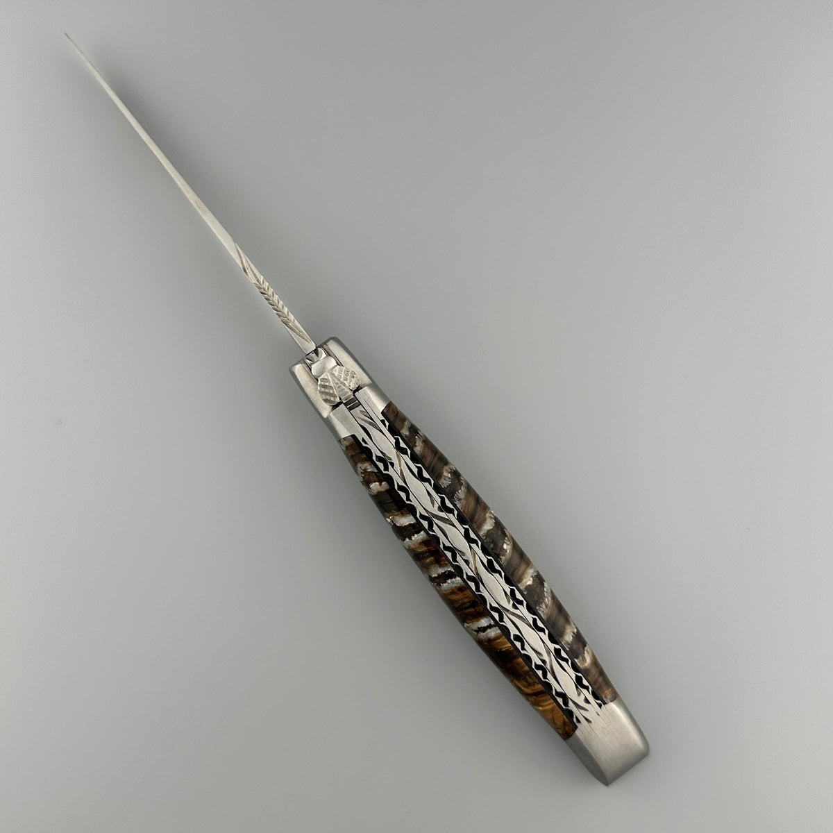 Laguiole en Aubrac Double-Plated Molar Knife – Brown, 4.75″