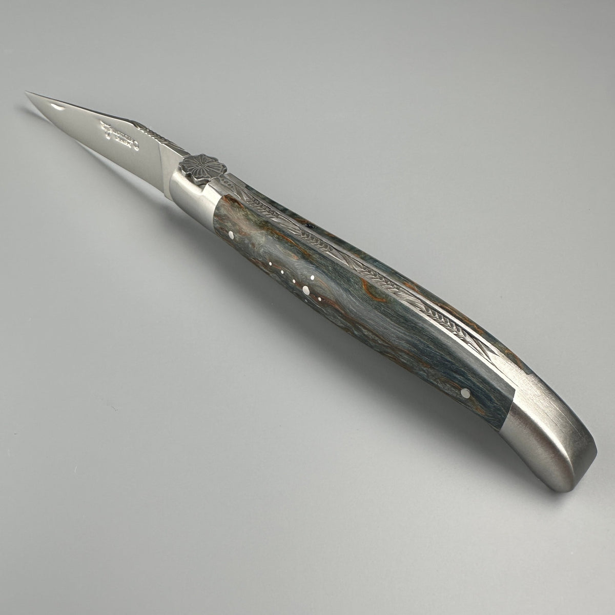 Laguiole en Aubrac Hancarved Plate Folding Knife Butterfly Bee Dark Teal Birchwood Burl, 4.7"