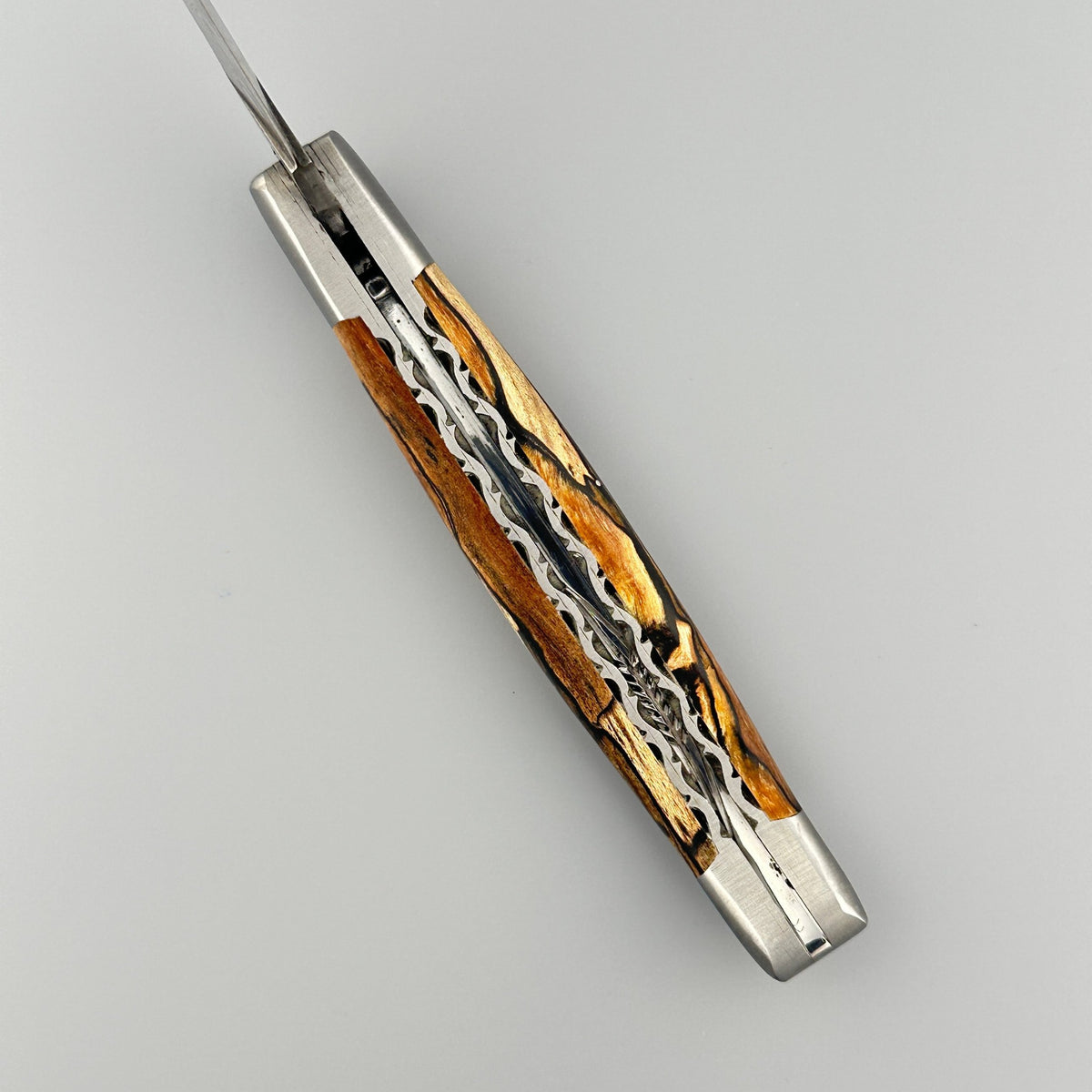 Laguiole en Aubrac Balbach Damascus Double-Plated Knife – Aubrac Wood