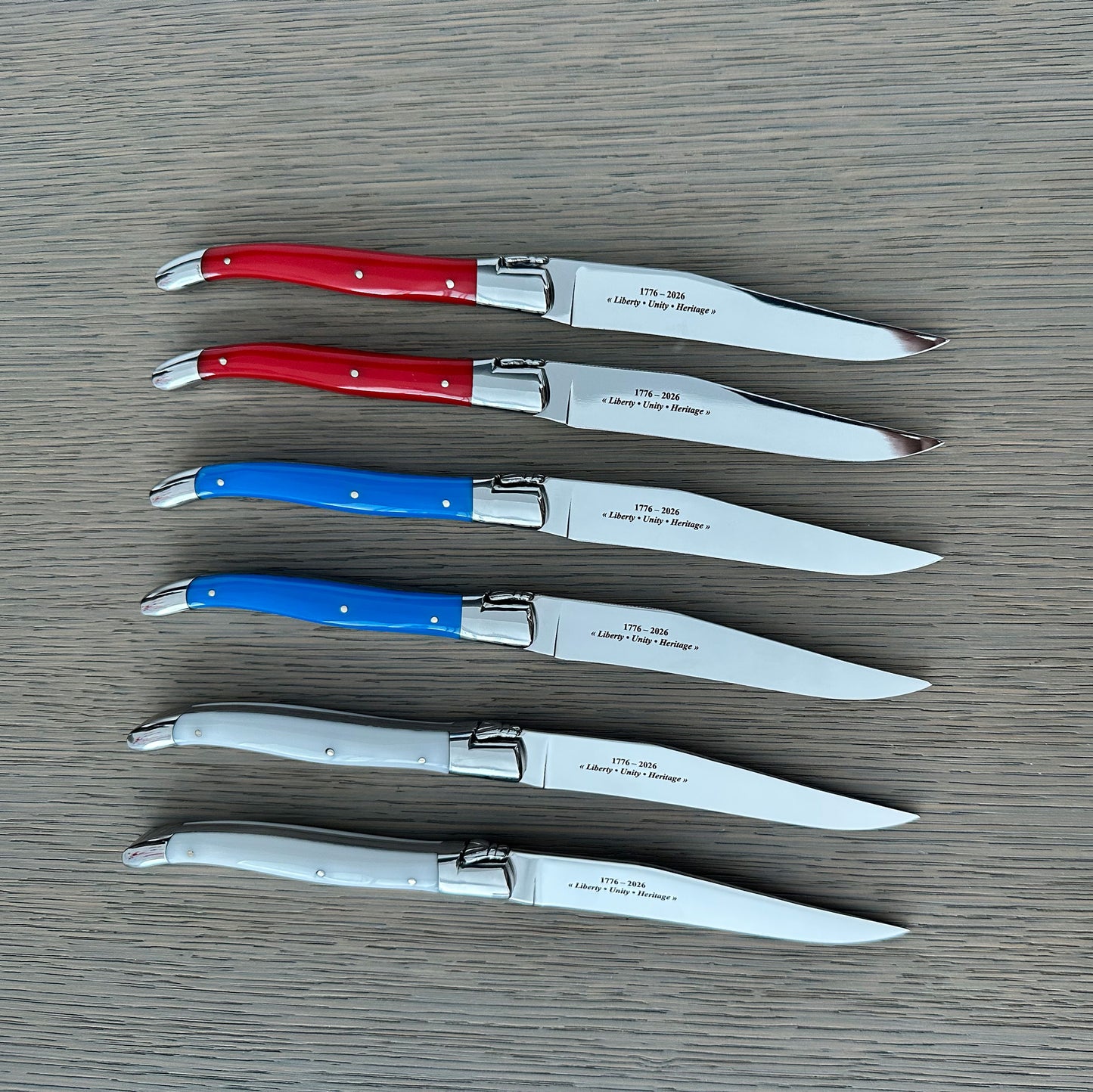 Laguiole en Aubrac ชุดมีดสเต็ก 6 ชิ้นชุบด้วยมือพร้อมด้ามจับแบบแข็ง