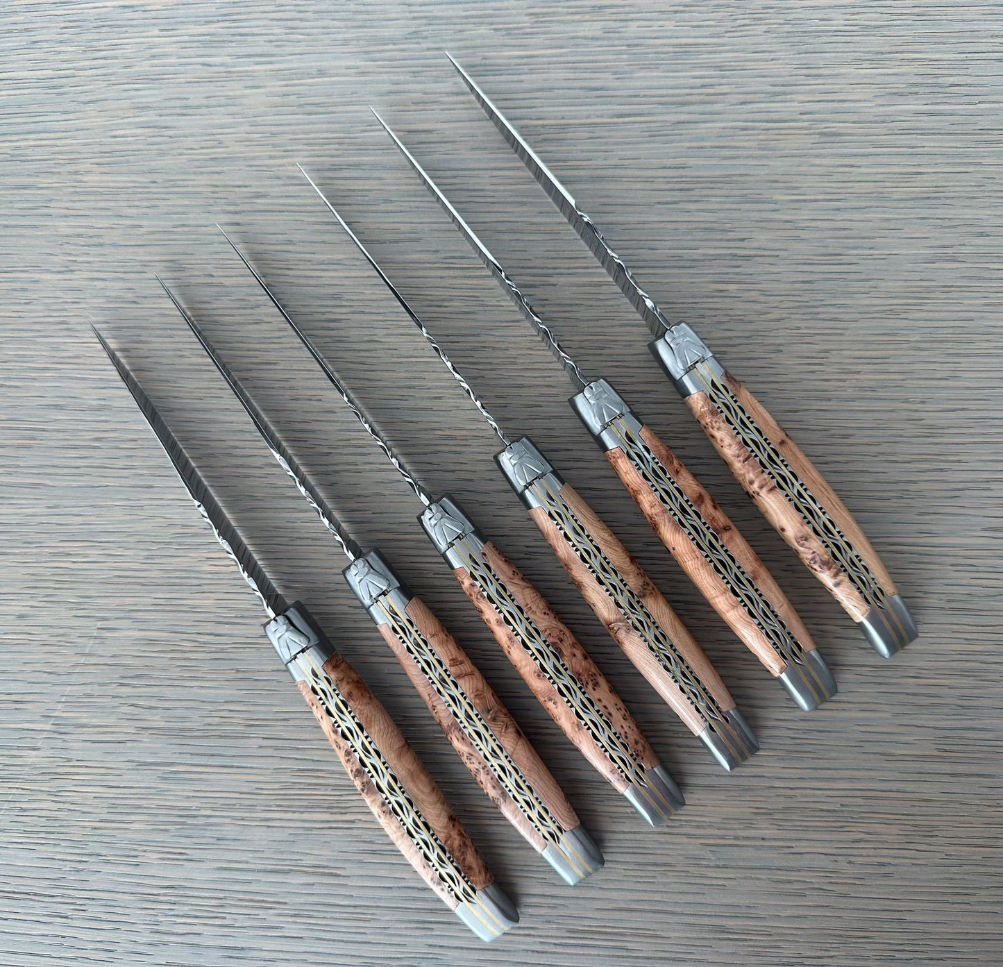 Laguiole en Aubrac Luxury Handcrafted Stainless Steel & Brass Double Plate 6-Piece Steak Knife Set with Juniper Wood Handles