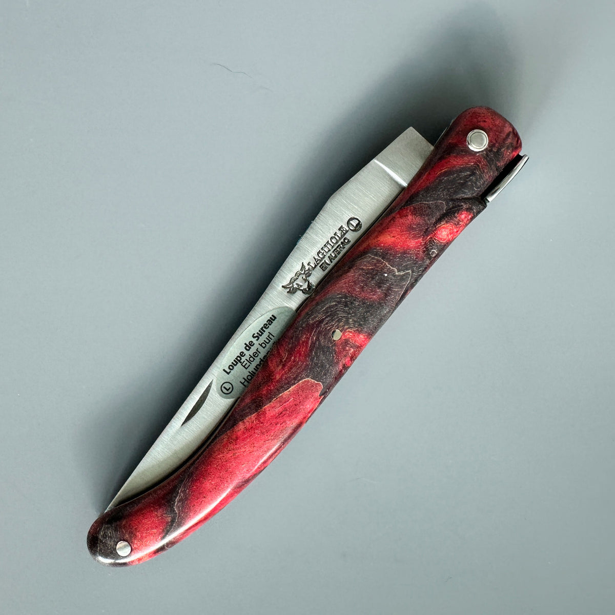 Laguiole en Aubrac Folding Knife Cosmos Big Bang Bee, Red Fire Elder Burl