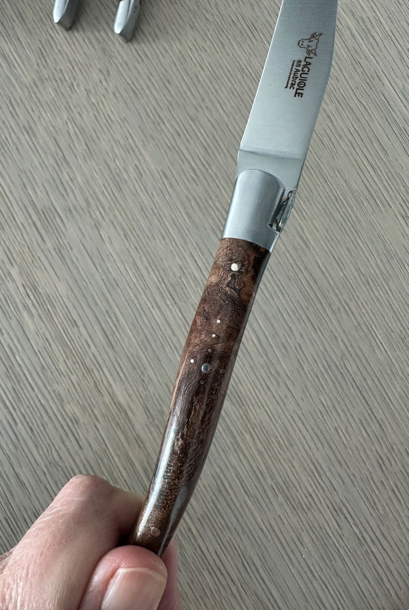 Laguiole en Aubrac Luxury Steak/Table Knives 6-Piece Set With Grapevine Wood Handle