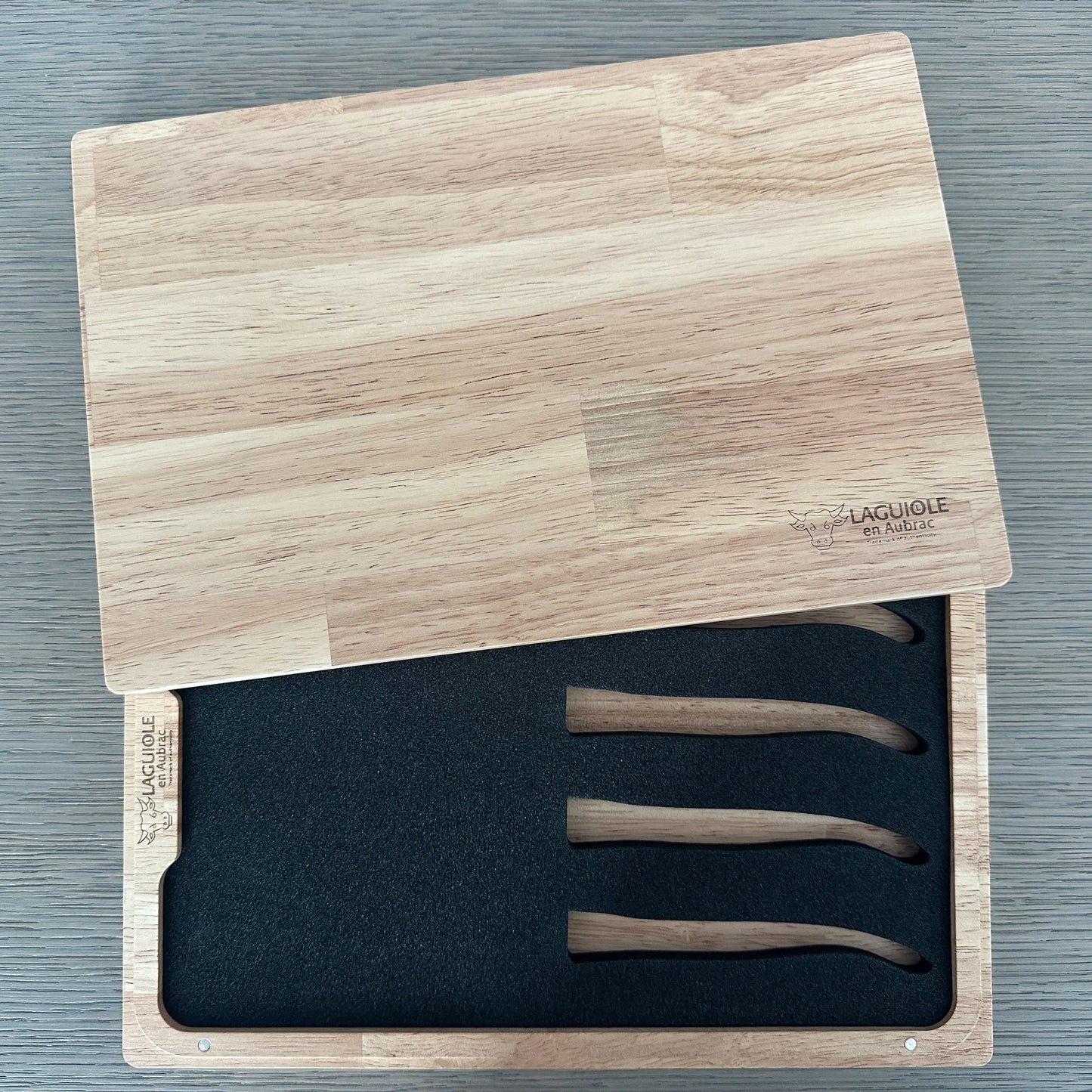 Laguiole en Aubrac Oak Wood Storage Case for Steak Knives, 4 Slots
