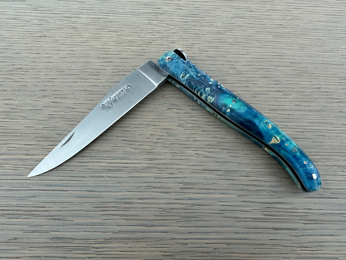 Laguiole en Aubrac Folding Knife Cosmos Series with Big Bang Bee, Blue Elder Burl, 4.8-in