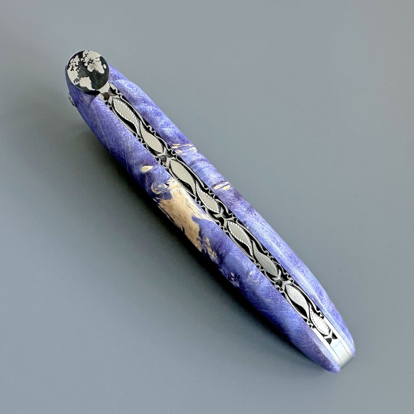 Laguiole en Aubrac Folding Knife Cosmos Earth SPine Detail