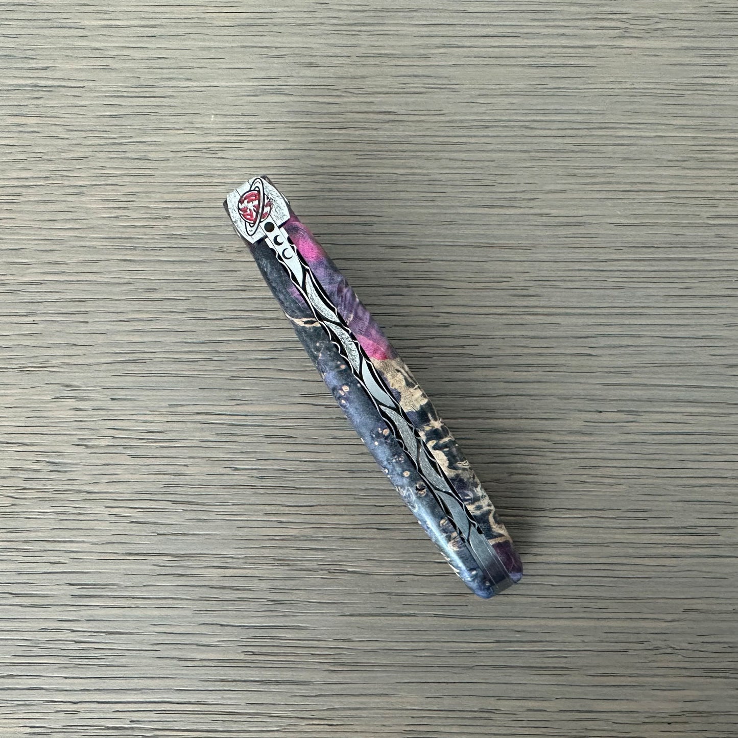 Laguiole en Aubrac Folding Knife Cosmos Series with Saturn Bee, Pink Elder Burl 4.8-in