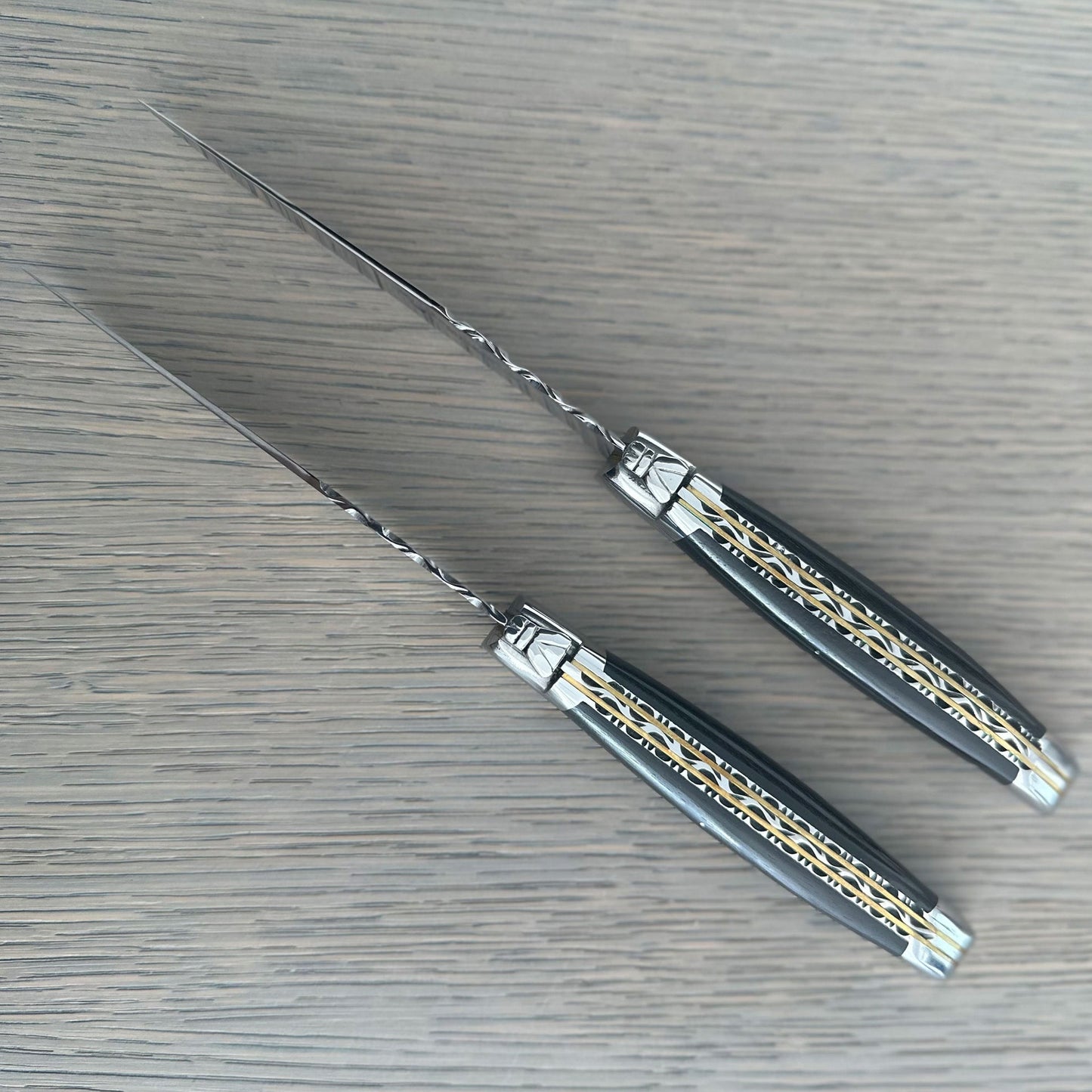 Laguiole en Aubrac Luxury Handcrafted Stainless Steel & Brass Double Plate 2-Piece Steak Knife Set with Ebony Wood Handles