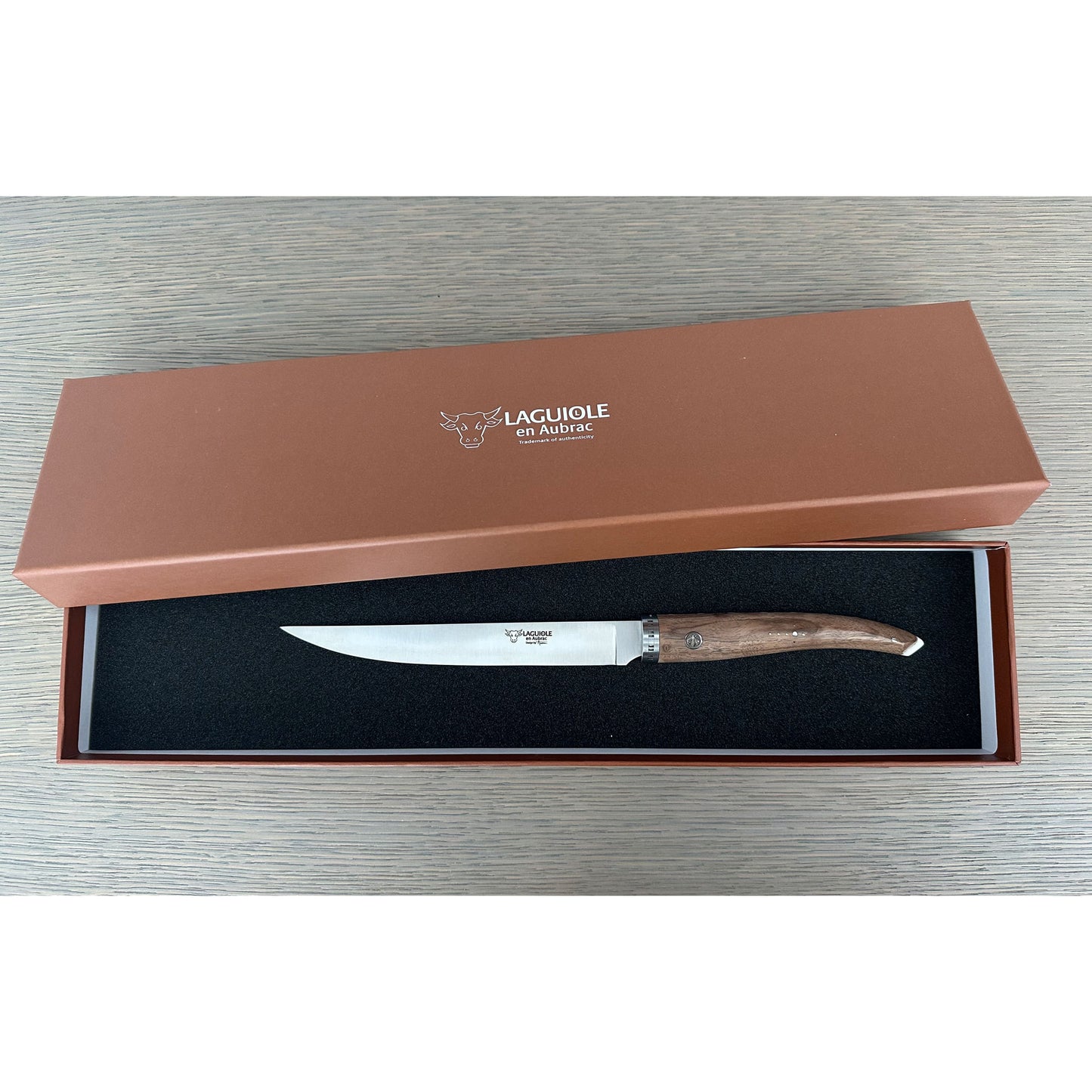 Laguiole en Aubrac Handcrafted Gourmet Cuisine Fillet Knife with Walnut Wood Handle, 7-in