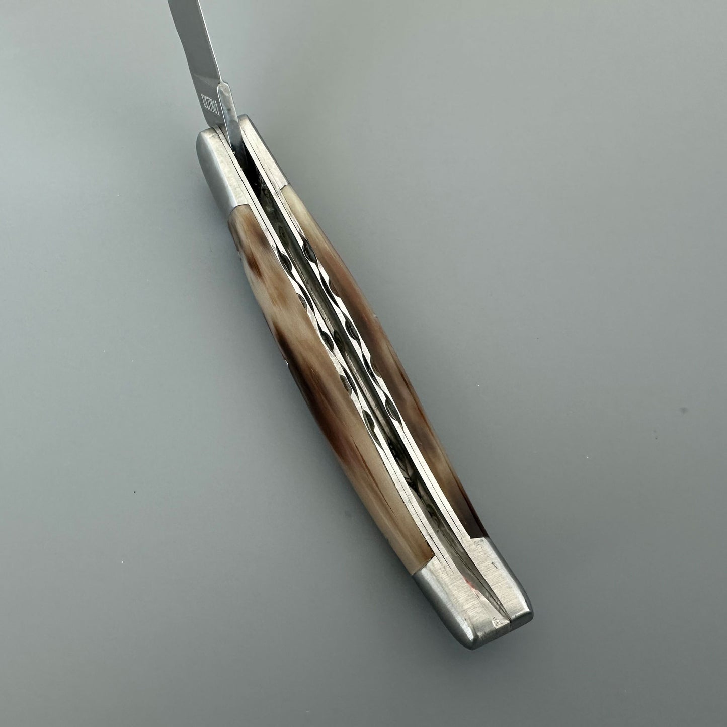 Laguiole en Aubrac Feather Series Folding Knife Double-Plated Fly # 12, Solid Horn