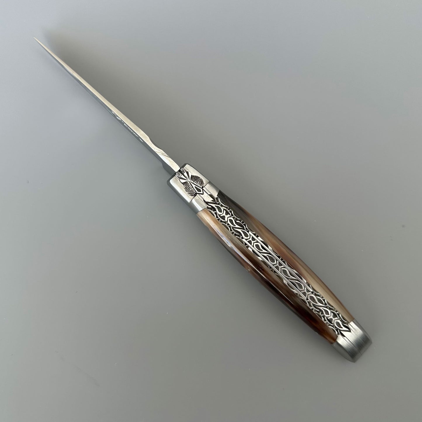 Laguiole en Aubrac Feather Series Folding Knife Double-Plated Fly # 12, Solid Horn