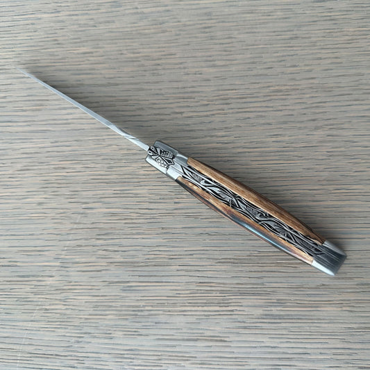 Laguiole en Aubrac Cuchillo multiusos de lujo doble chapado hecho a mano cepillado con mango azul Buckeye, 4.75 pulgadas