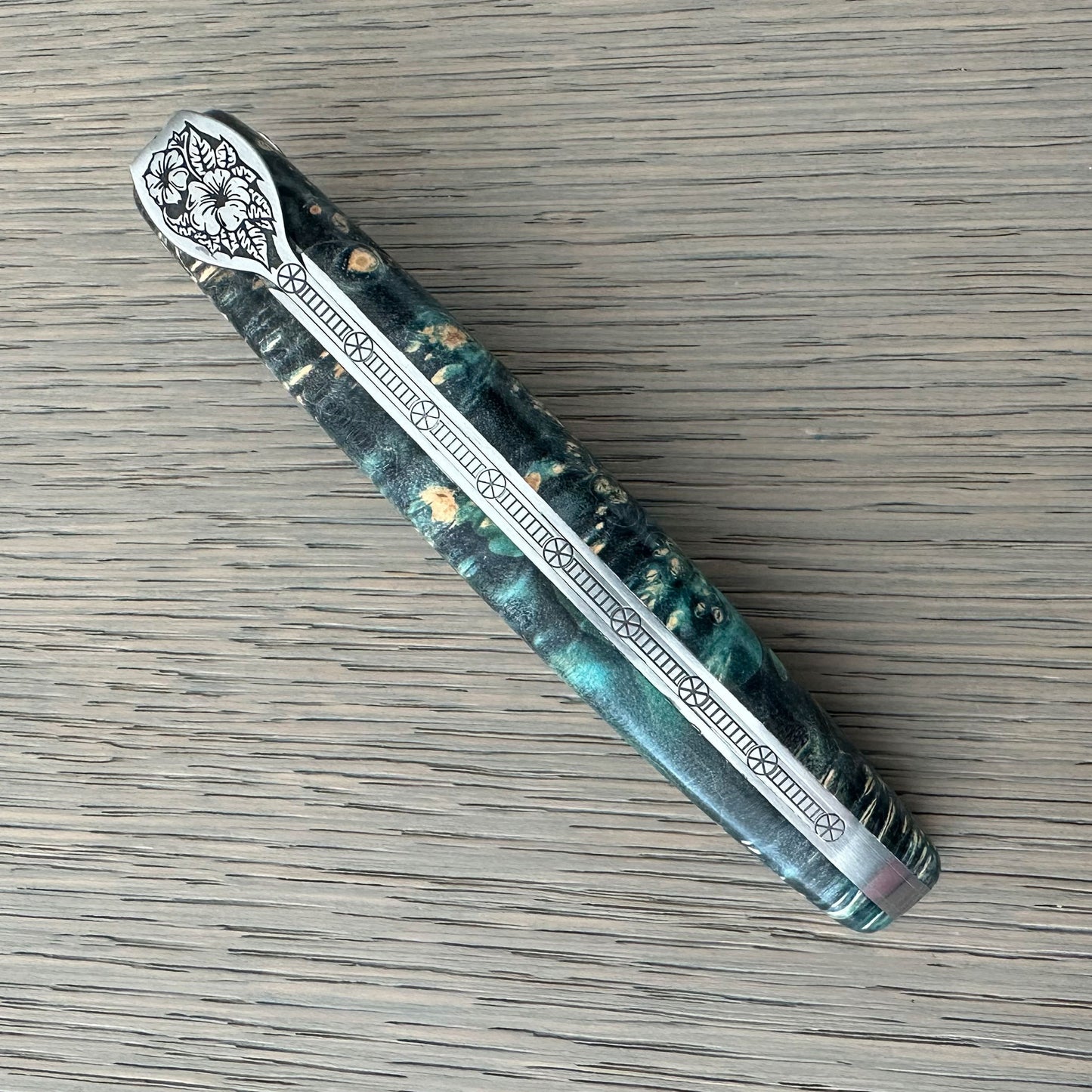 Laguiole en Aubrac Folding Knife Secret Garden Series Hibiscus Bee with Green Elder Burl, 4.8-in