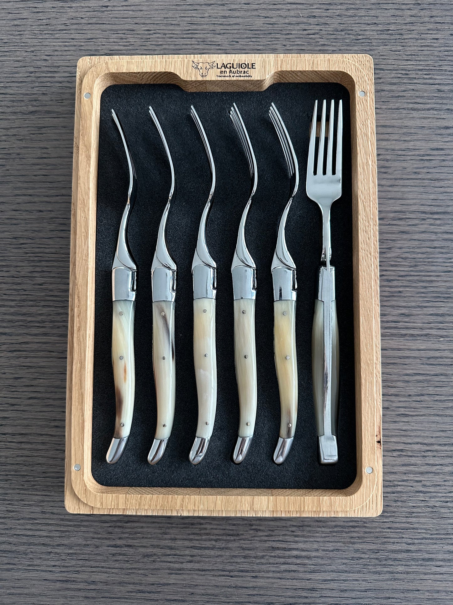 Laguiole en Aubrac Handcrafted 6-Piece Dinner Fork Set with Solid Horn Handles