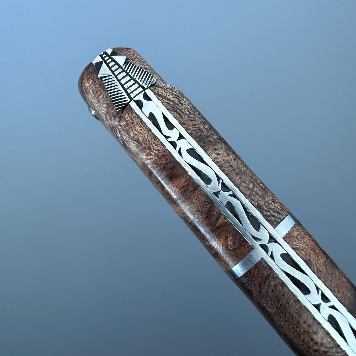 Laguiole en Aubrac Belle Pièce – Pierced Central Bolster, Albizia Burl
