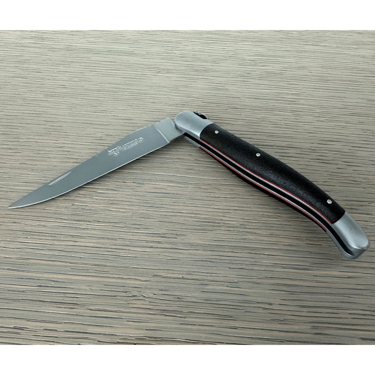 Laguiole en Aubrac Handcrafted Plate Folding Knife "Terre de Aubrac", 4.75 Inches
