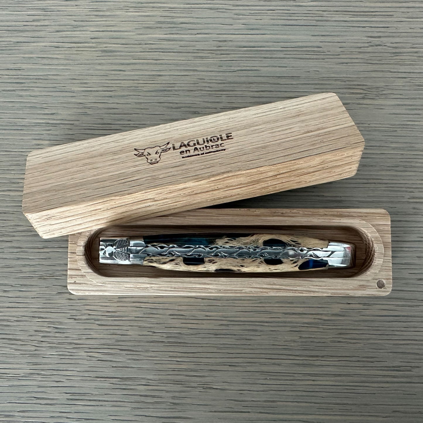 Laguiole en Aubrac Handcrafted Double Plates Multipurpose Knife With Cactus Blue Handle, 4.75-Inches