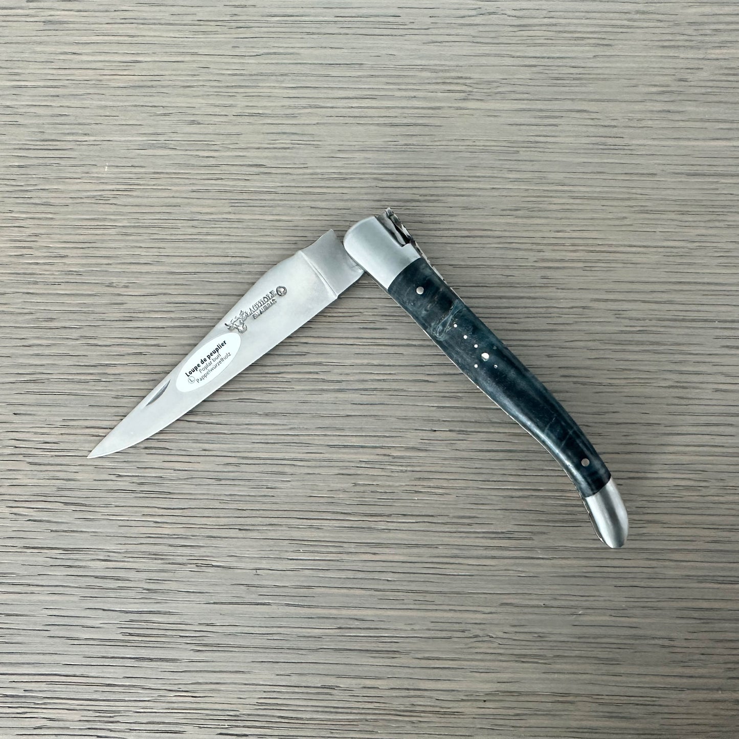 Laguiole en Aubrac 手工制作的双面镀金多用途刀，带哑光枕垫，皇家乌木手柄，4.75 英寸