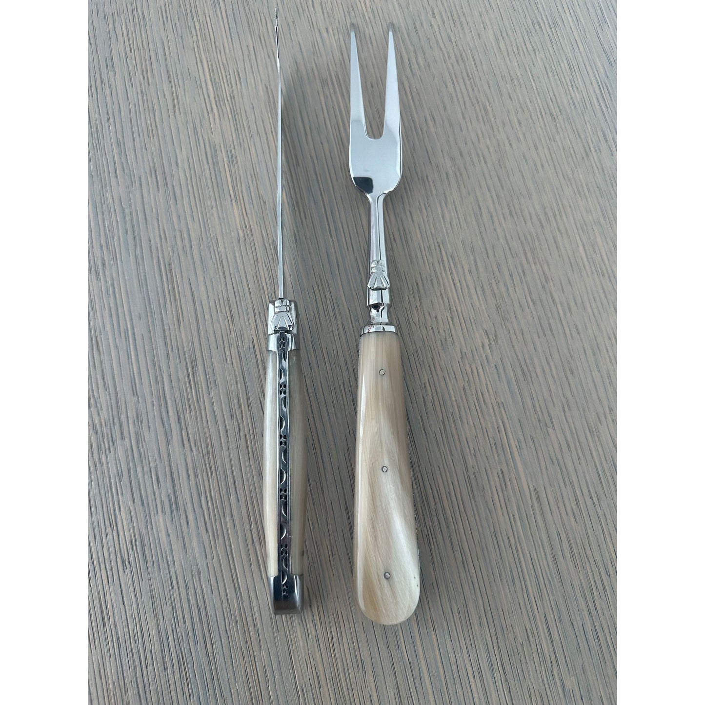 Laguiole en Aubrac Handcrafted 2-Piece Cheese Knife Set with Solid Horn Handles