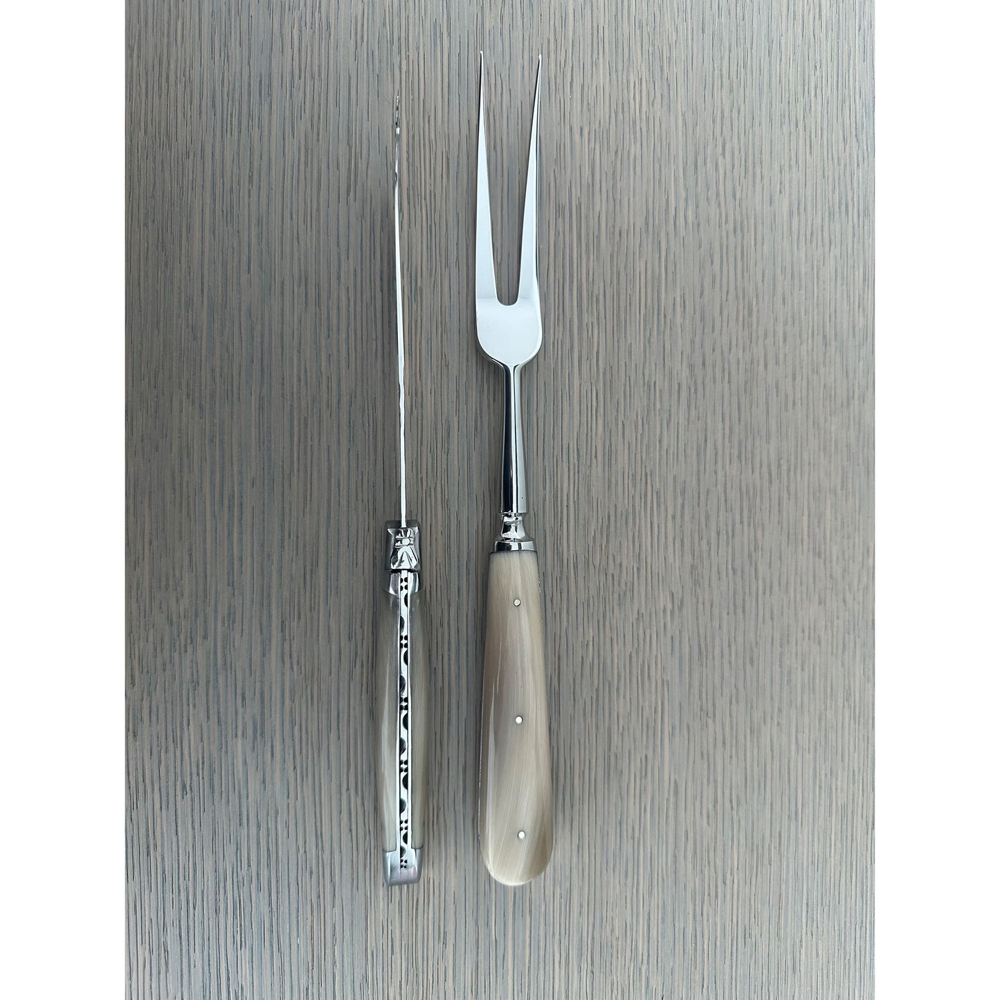 Laguiole en Aubrac Handcrafted 2-Piece Cheese Knife Set with Solid Horn Handles