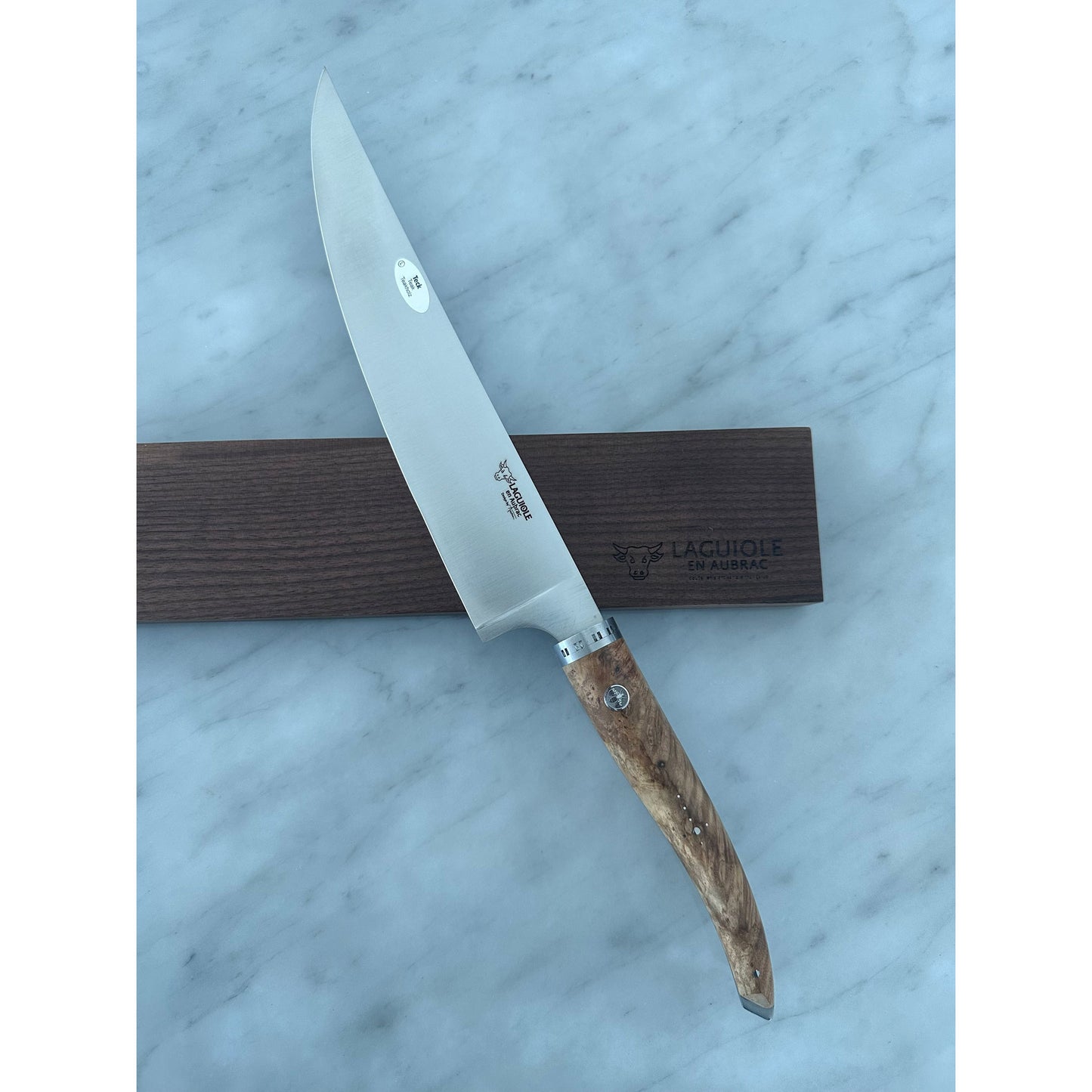 Laguiole en Aubrac Juego de cuchillos de cocina gourmet artesanales de 7 piezas con mangos de madera de ébano, bloque de roble magnético