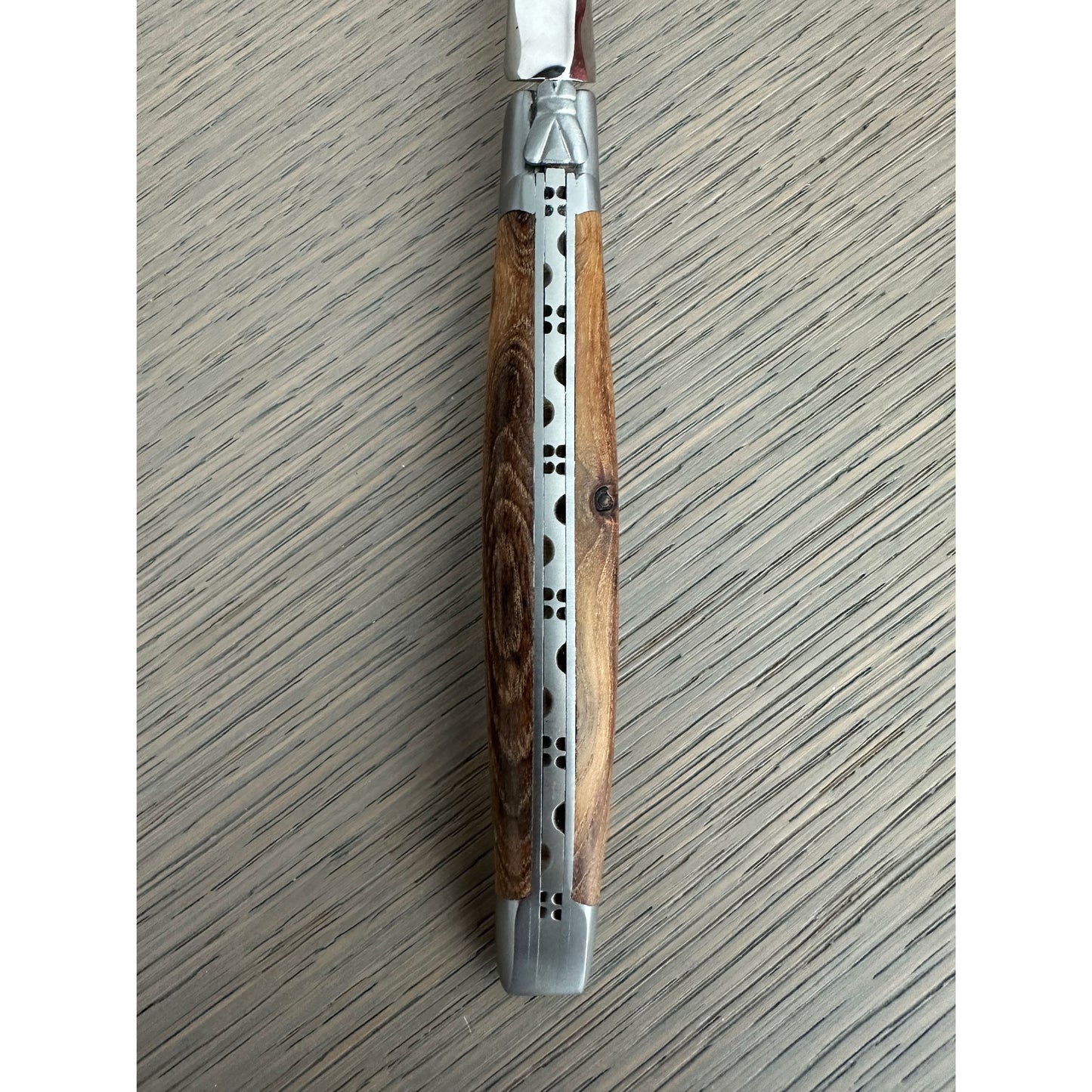 Laguiole en Aubrac Handcrafted Carving Set with Pistachio Wood Handle