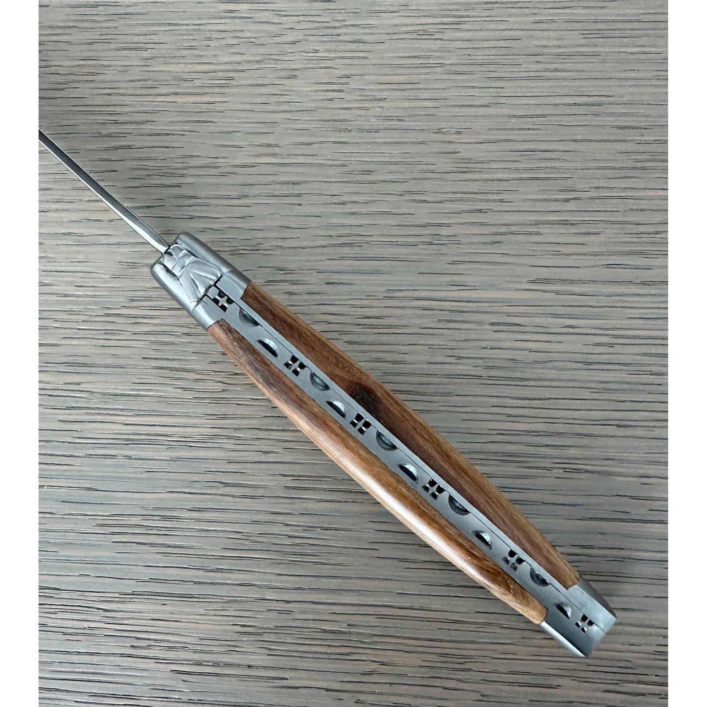 Laguiole en Aubrac Handcrafted Carving Set with Pistachio Wood Handle