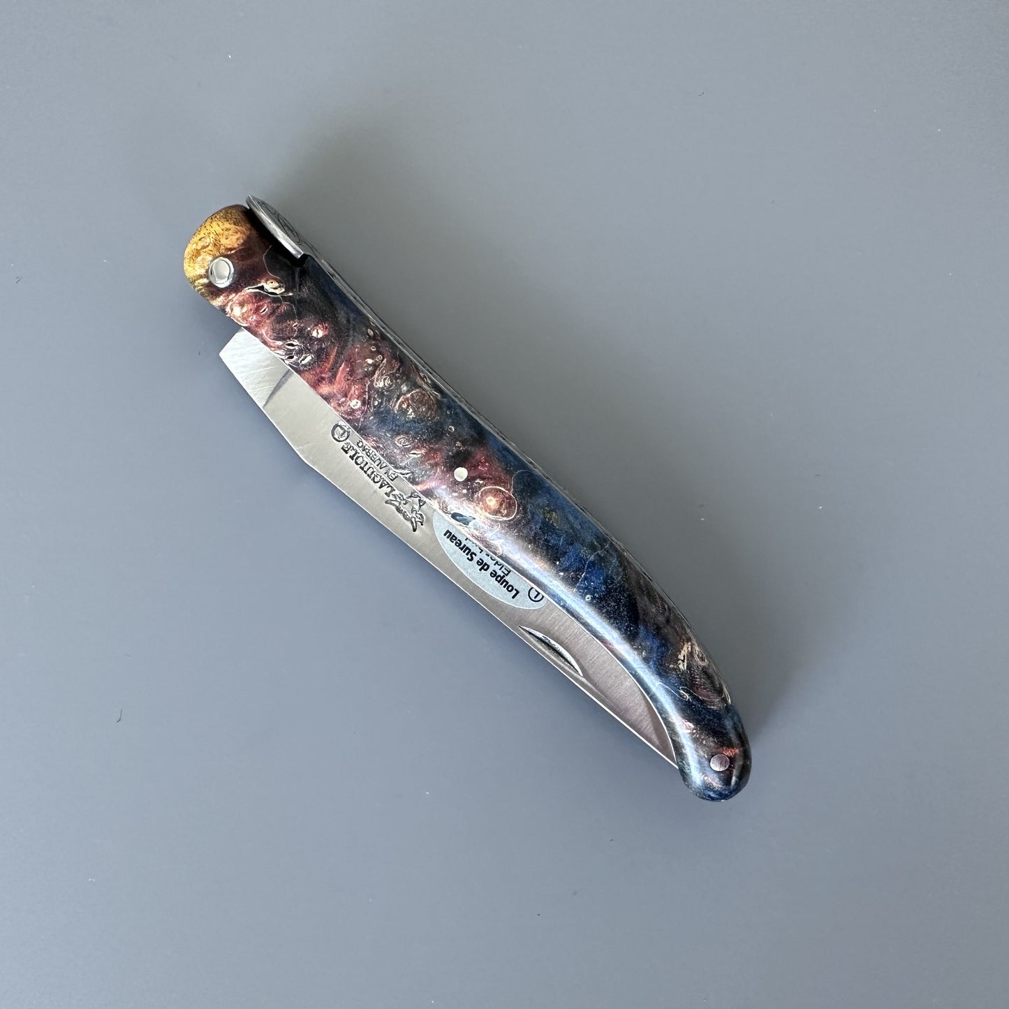Laguiole en Aubrac Folding Knife Cosmos Big Bang Bee, Dark Fire Elder Burl, 4.8"