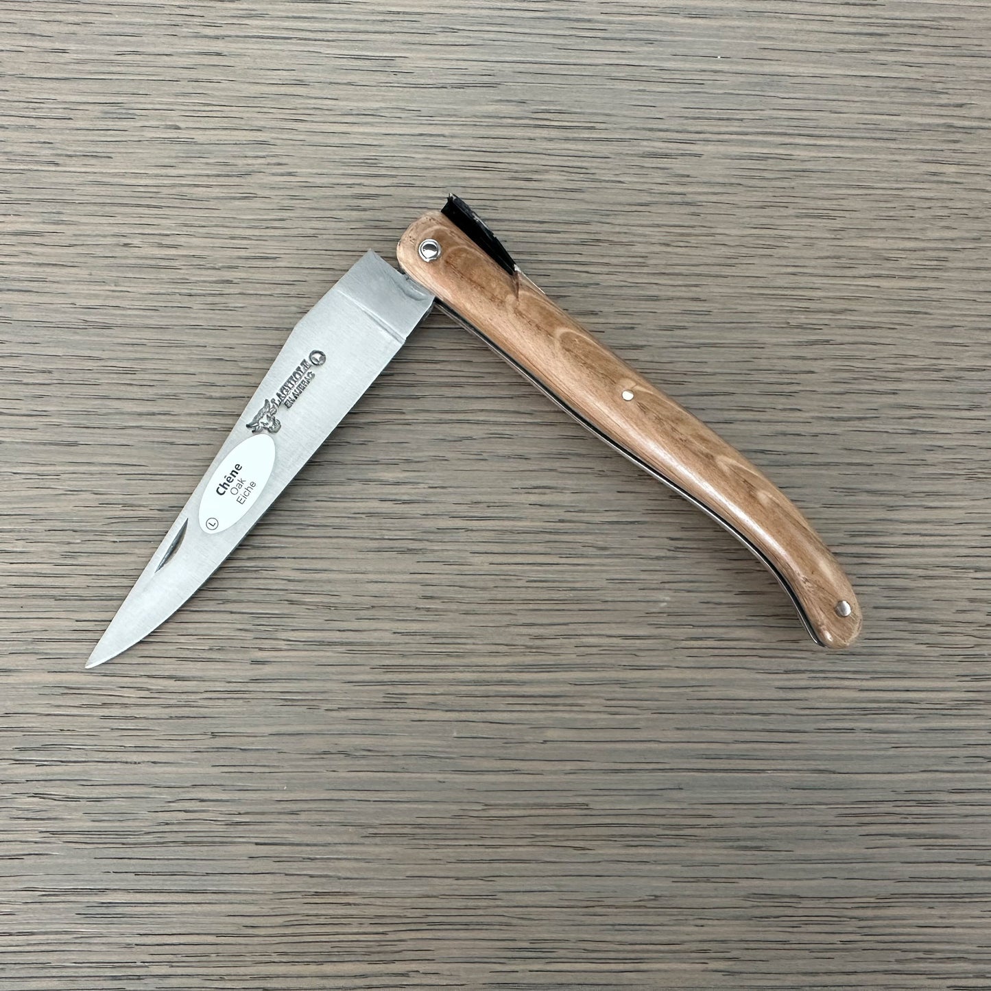Laguiole en Aubrac Folding Knife Secret Garden Series Oak Leaf Bee with Oak Wood, 4.8-in
