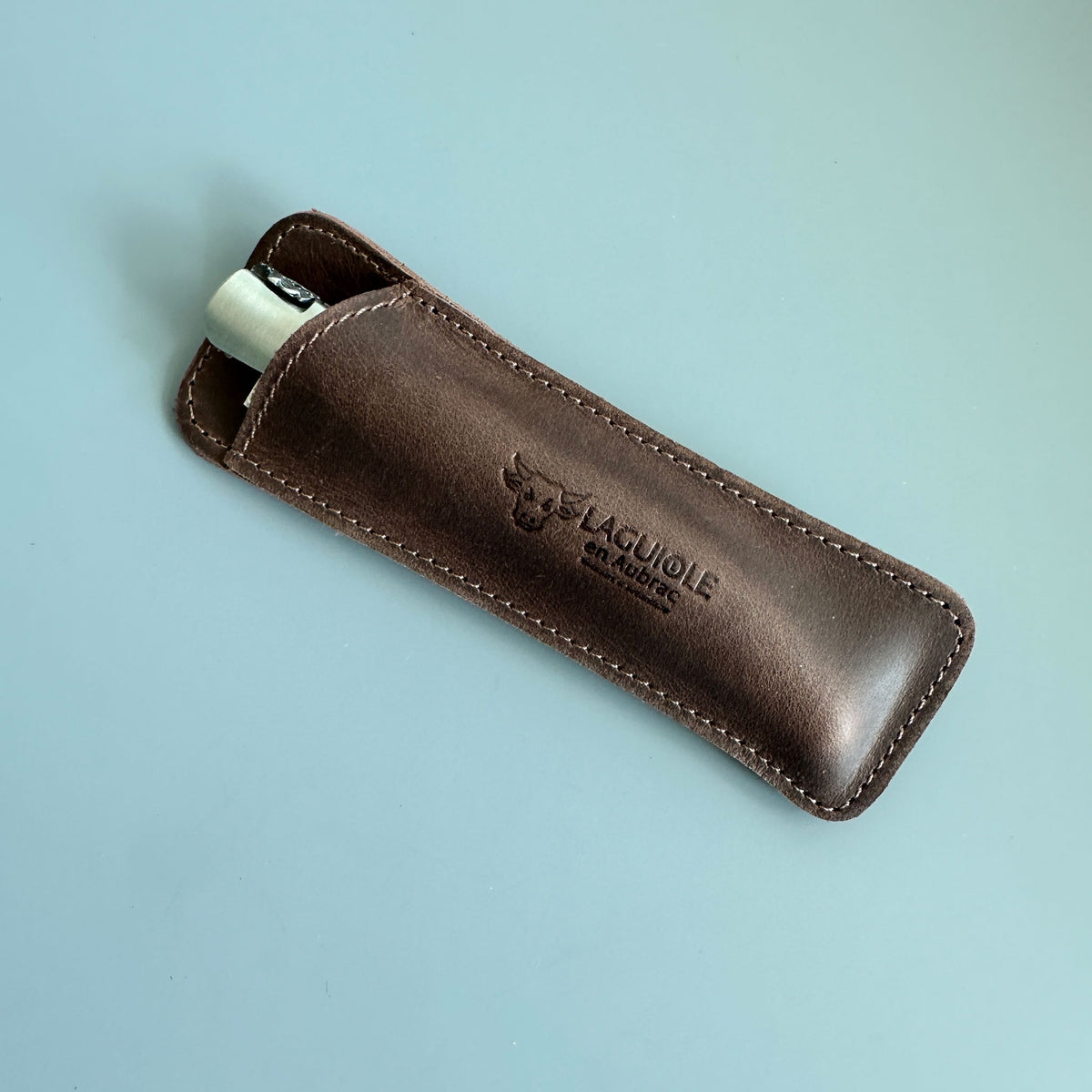 Laguiole en Aubrac Classic Pouch Brown — Aubrac Leather, Single Knife Sheath
