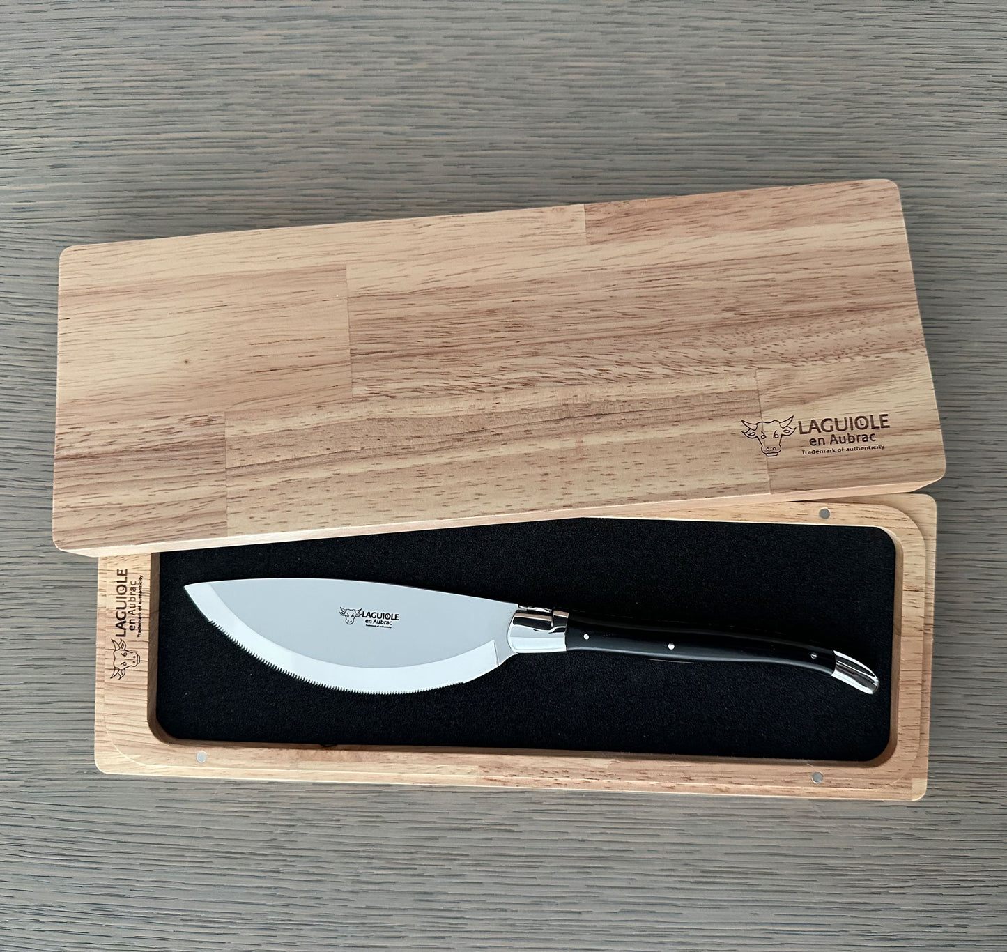 Laguiole en Aubrac Handcrafted 3-Piece มีดชีส & ชุดไวน์พร้อมที่จับแบบแข็ง