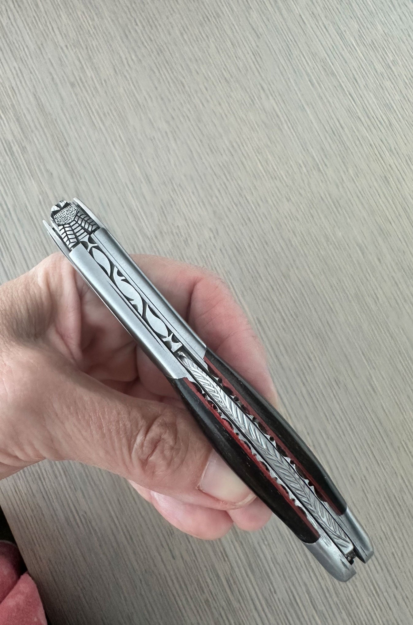 Laguiole En Aubrac DeLuxe No7 Sommelier Sacacorchos de camarero con mango de madera de ébano