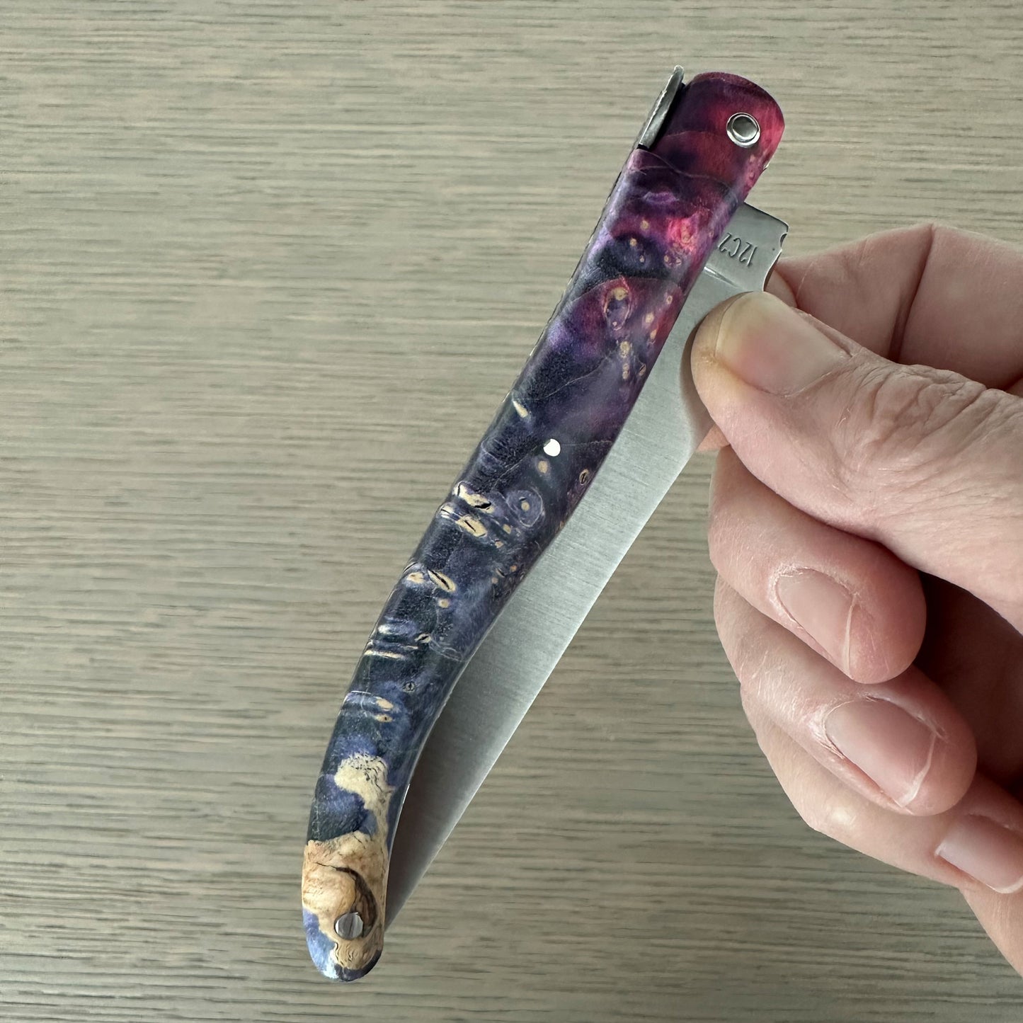 Laguiole en Aubrac Folding Knife Cosmos Series with Saturn Bee, Pink Elder Burl 4.8-in