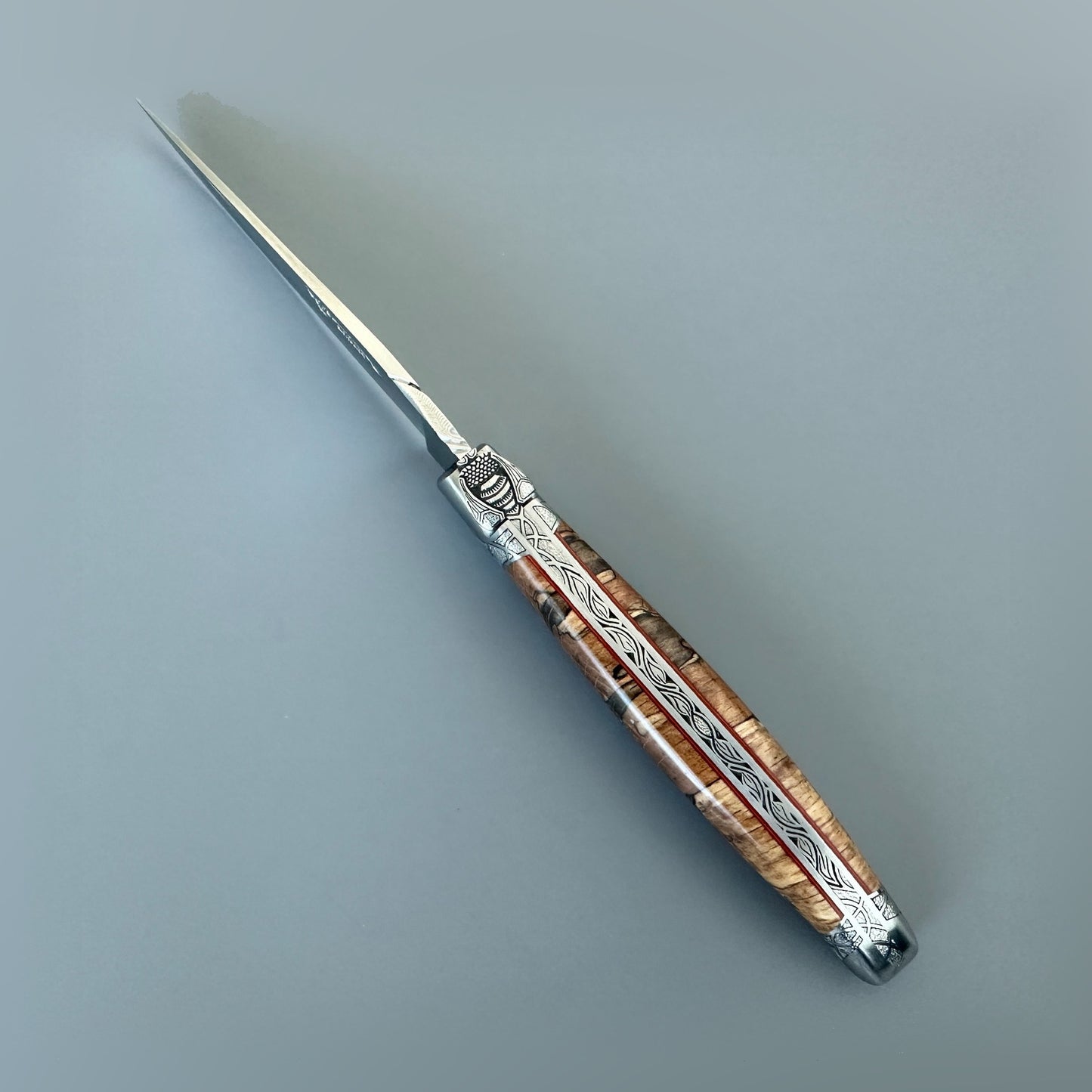 Laguiole en Aubrac Belle Pièce — Gothic Bee Folding Knife, Spalted Aubrac Wood