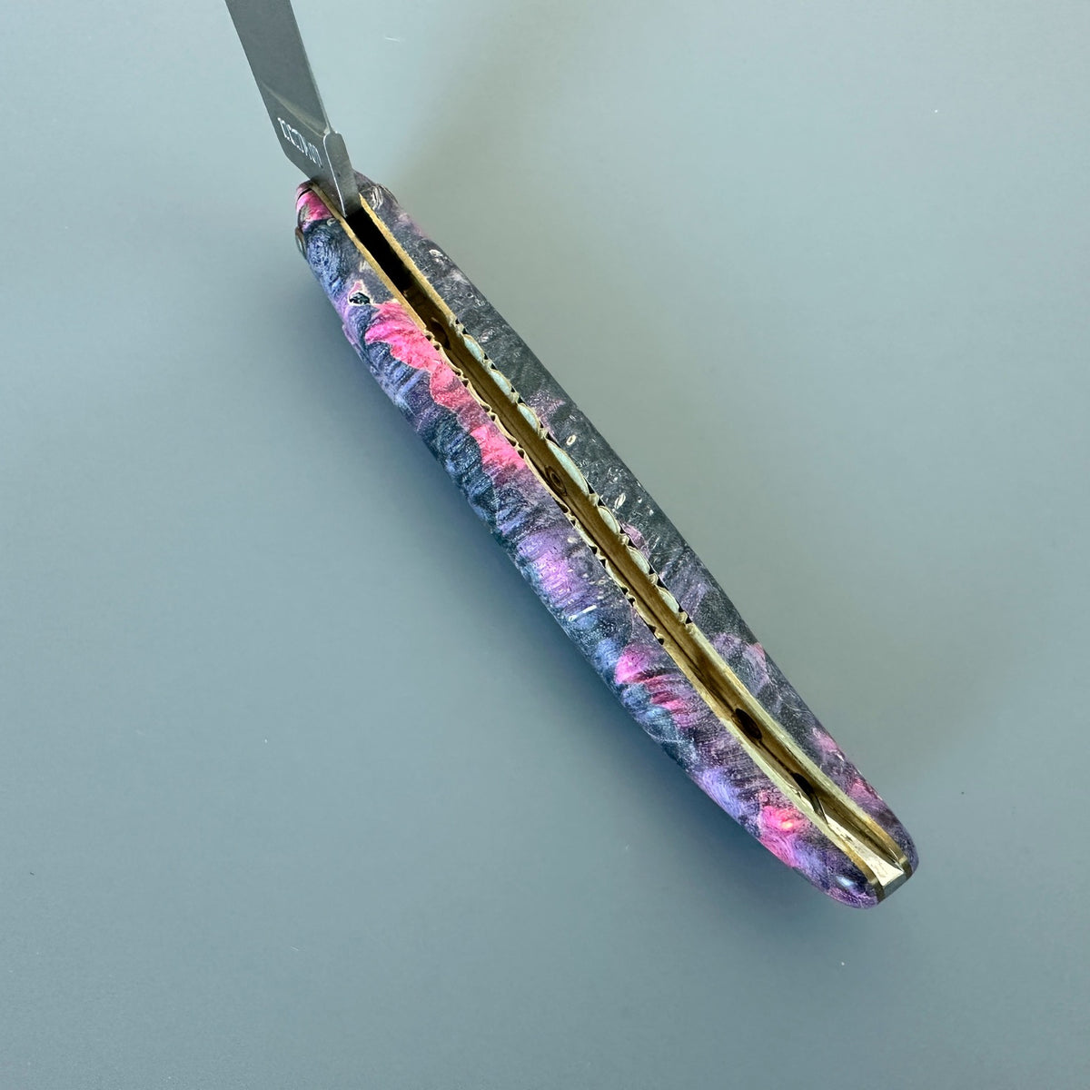 Laguiole en Aubrac Belle Pièce — Bijou Bee Knife, Stabilized Elder Burl