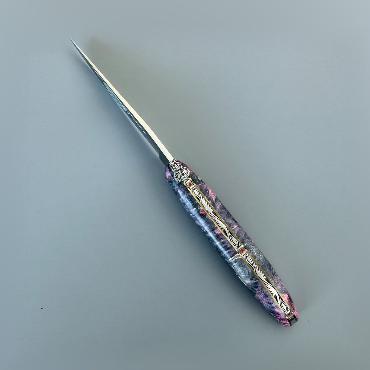 Laguiole en Aubrac Belle Pièce — Bijou Bee Knife, Stabilized Elder Burl