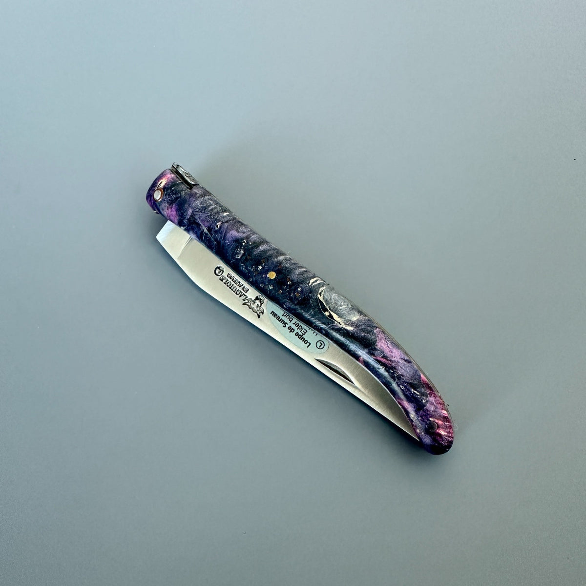 Laguiole en Aubrac Belle Pièce — Bijou Bee Knife, Stabilized Elder Burl