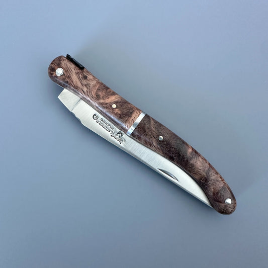 Laguiole en Aubrac Belle Pièce – Pierced Central Bolster, Albizia Burl