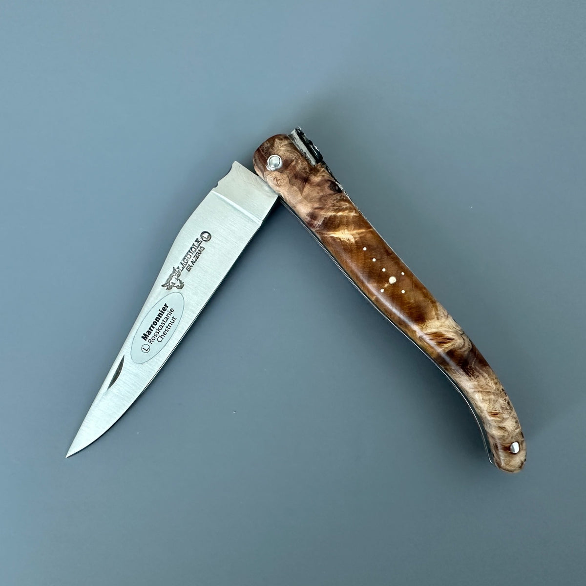 Laguiole Belle Piece Chestnut Wood – Partially Open Front view