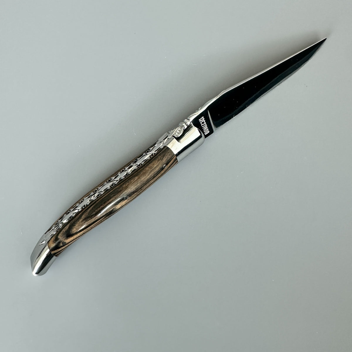 laguiole-en-aubrac-double-plated-royal-ebony-fully-open-reverse-lateral-side