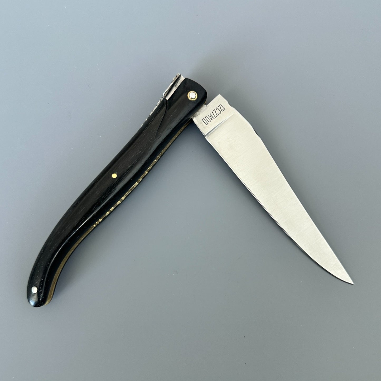 Laguiole en Aubrac Ebony & Brass Folding Knife – Open Reverse Side